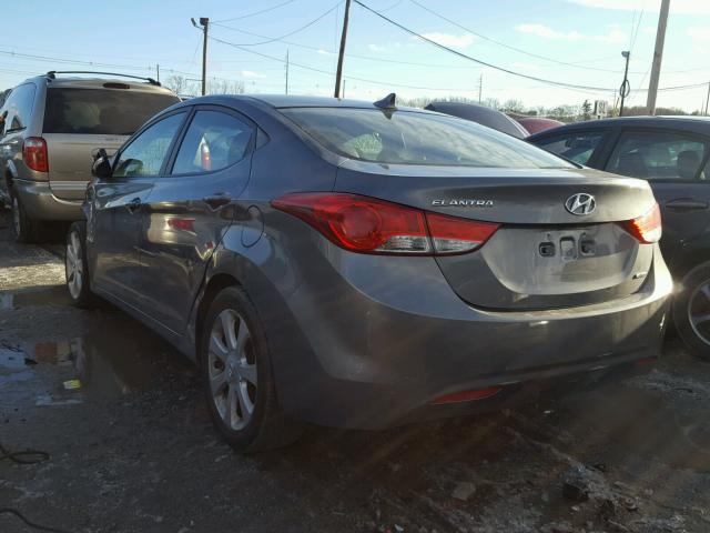 5NPDH4AE1BH055803 - 2011 HYUNDAI ELANTRA GL GRAY photo 3