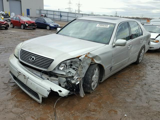 JTHBN30FX20053760 - 2002 LEXUS LS 430 SILVER photo 2