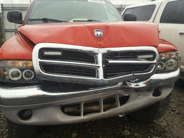 1B7HG2AZ9YS634012 - 2000 DODGE DAKOTA QUA RED photo 9