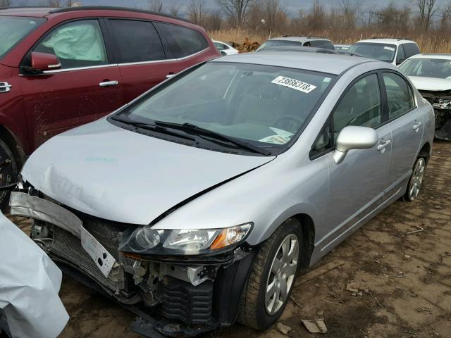 2HGFA1F52AH544630 - 2010 HONDA CIVIC LX SILVER photo 2