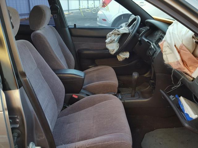 1NXAE09B9SZ310875 - 1995 TOYOTA COROLLA LE 灰色 照片 5