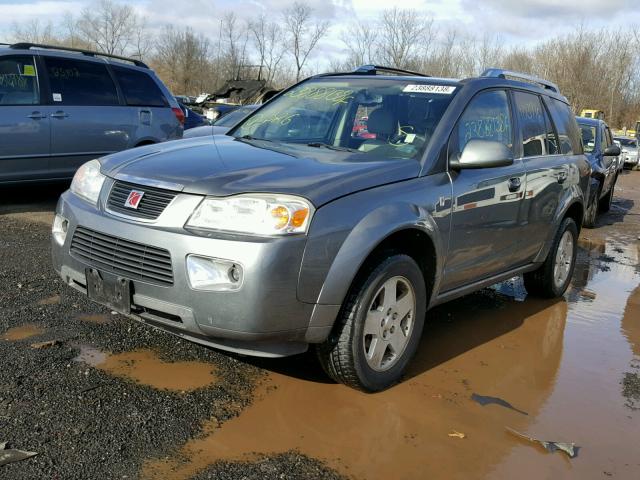 5GZCZ63457S863717 - 2007 SATURN VUE GRAY photo 2