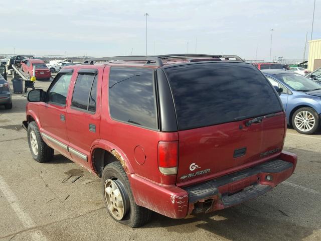 1GNDT13W012194475 - 2001 CHEVROLET BLAZER RED photo 3