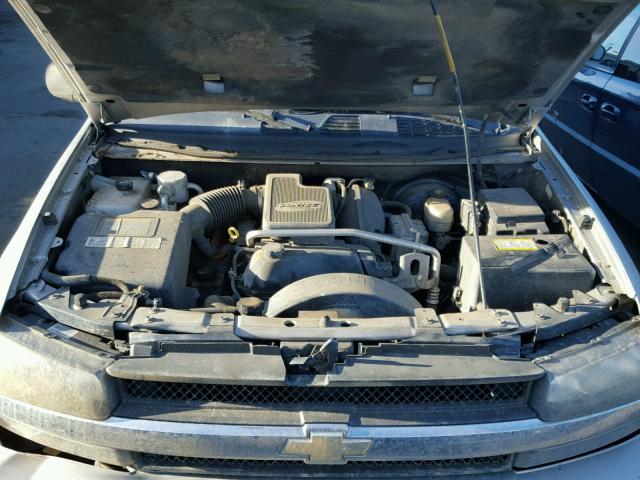 1GNDT13S752100420 - 2005 CHEVROLET TRAILBLAZE GRAY photo 7