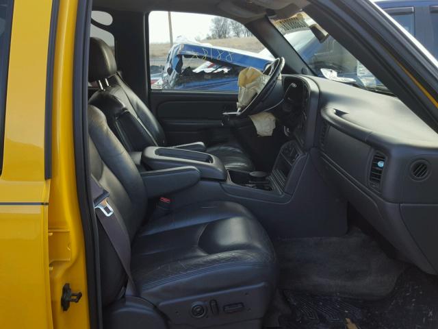 3GNEK13T03G234061 - 2003 CHEVROLET AVALANCHE YELLOW photo 5