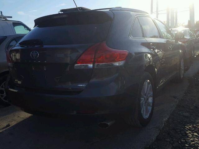 4T3BA3BBXAU010540 - 2010 TOYOTA VENZA BASE GRAY photo 4