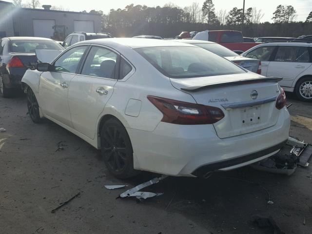 1N4AL3AP0HC244868 - 2017 NISSAN ALTIMA 2.5 WHITE photo 3