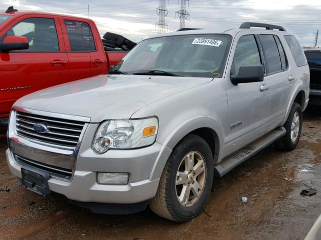 1FMEU63E57UA61217 - 2007 FORD EXPLORER X SILVER photo 2