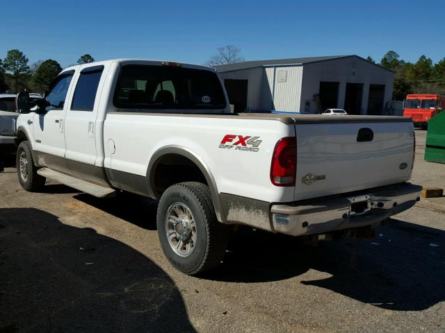 1FTWW31P06EC49321 - 2006 FORD F350 SRW S WHITE photo 3