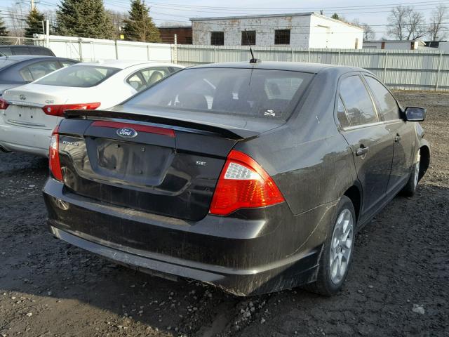 3FAHP0HA4AR386716 - 2010 FORD FUSION SE BLACK photo 4