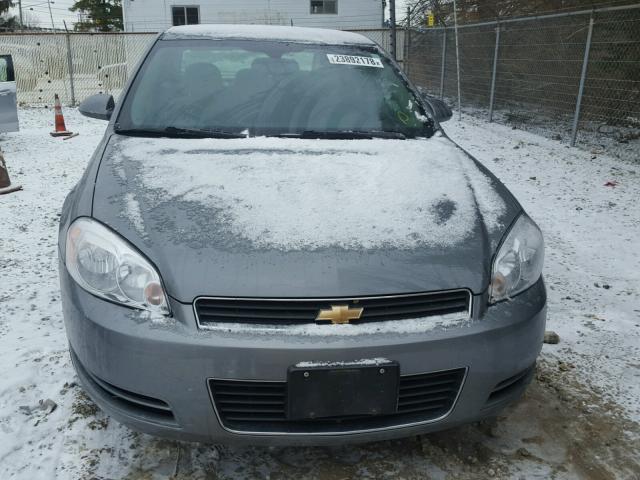 2G1WT58K979229595 - 2007 CHEVROLET IMPALA LT GRAY photo 9