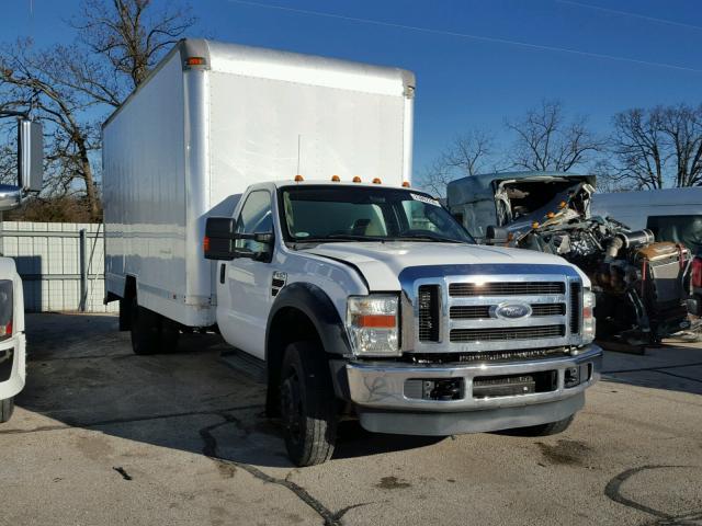 1FDAF56R18EC77840 - 2008 FORD F550 SUPER WHITE photo 1