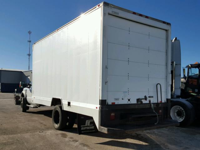 1FDAF56R18EC77840 - 2008 FORD F550 SUPER WHITE photo 3