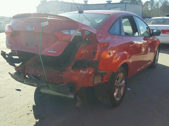 1FAHP3F20CL475388 - 2012 FORD FOCUS SE RED photo 4