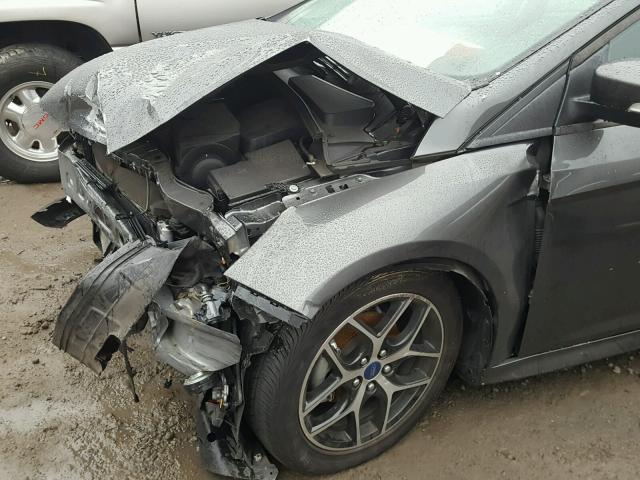 1FADP3F25GL363268 - 2016 FORD FOCUS SE GRAY photo 9