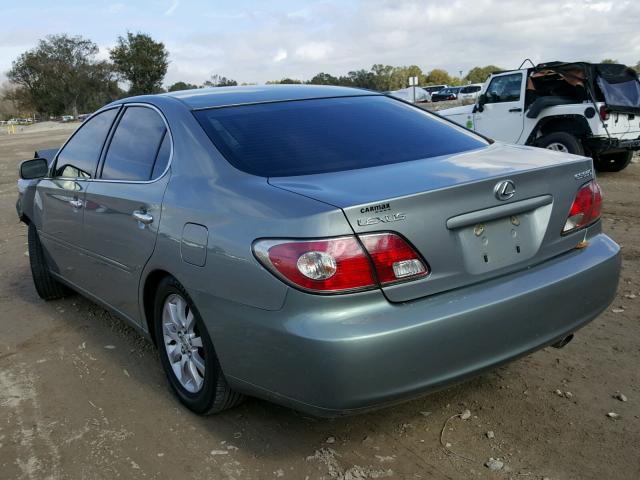 JTHBA30G245039829 - 2004 LEXUS ES 330 GREEN photo 3