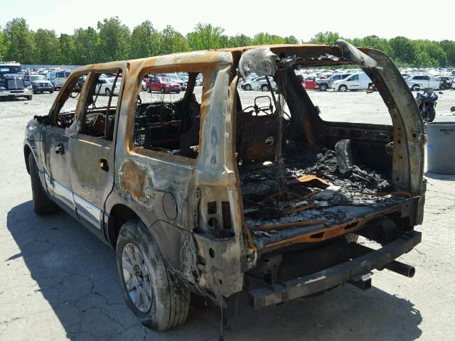 5LMFU27577LJ01159 - 2007 LINCOLN NAVIGATOR BURN photo 3