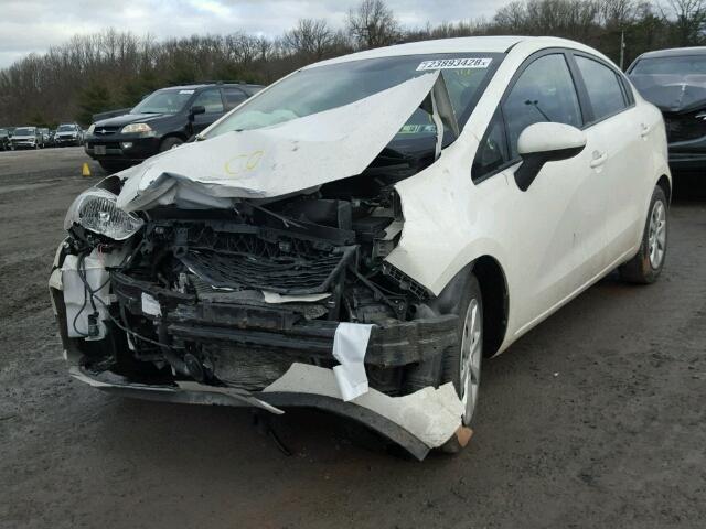 KNADM4A3XF6454796 - 2015 KIA RIO LX Սպիտակ լուսանկար 2