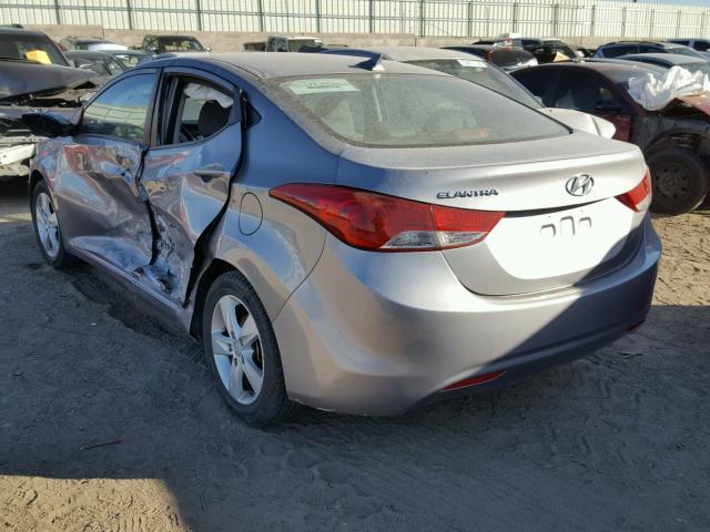 KMHDH4AE1DU915476 - 2013 HYUNDAI ELANTRA GL SILVER photo 3