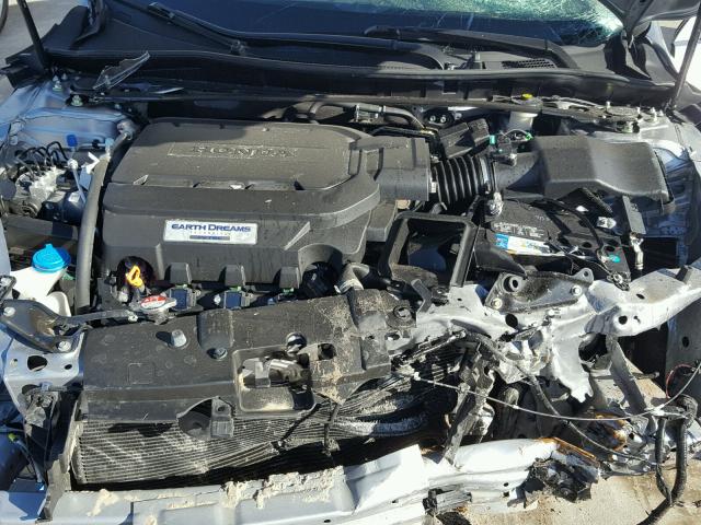 1HGCR3F98GA015846 - 2016 HONDA ACCORD TOU SILVER photo 7