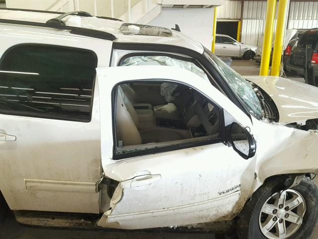 1GKUKCE03AR236956 - 2010 GMC YUKON SLT WHITE photo 9