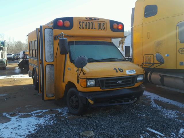 1FDXE45P95HA78505 - 2005 FORD ECONOLINE YELLOW photo 1