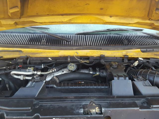 1FDXE45P95HA78505 - 2005 FORD ECONOLINE YELLOW photo 7