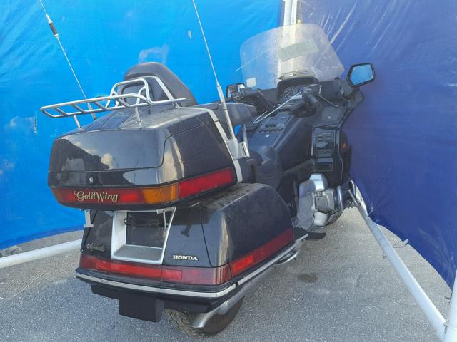 1HFSC2209PA500936 - 1993 HONDA GL1500 A BLACK photo 4