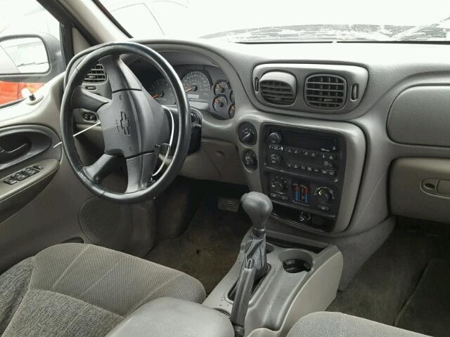 1GNDT13S032375690 - 2003 CHEVROLET TRAILBLAZE GRAY photo 9