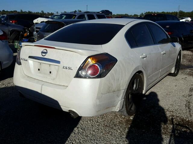 1N4AL21E18N549258 - 2008 NISSAN ALTIMA 2.5 WHITE photo 4