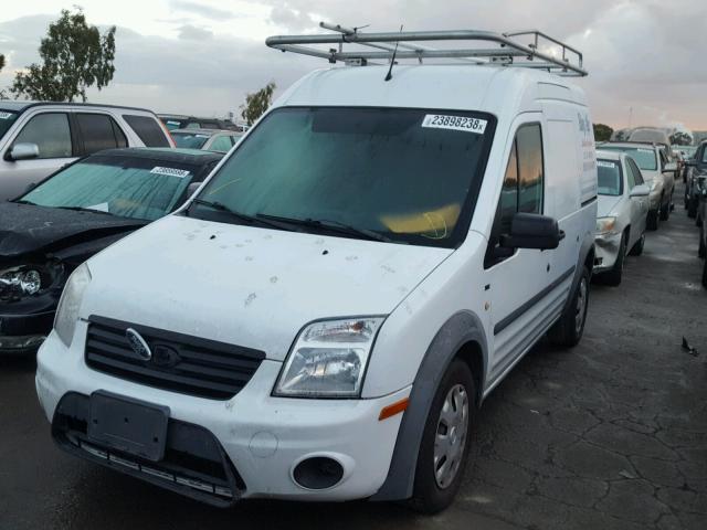 NM0LS7DN6DT153392 - 2013 FORD TRANSIT CO WHITE photo 2