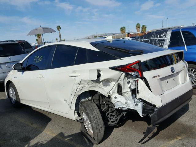 JTDKBRFU0H3027954 - 2017 TOYOTA PRIUS WHITE photo 3