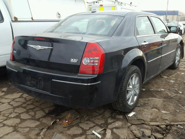 2C3CK5CV5AH244353 - 2010 CHRYSLER 300 TOURIN BLACK photo 4