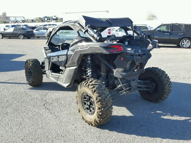 3JBVXAW22HK003019 - 2017 CAN-AM MAVERICK X BLACK photo 3