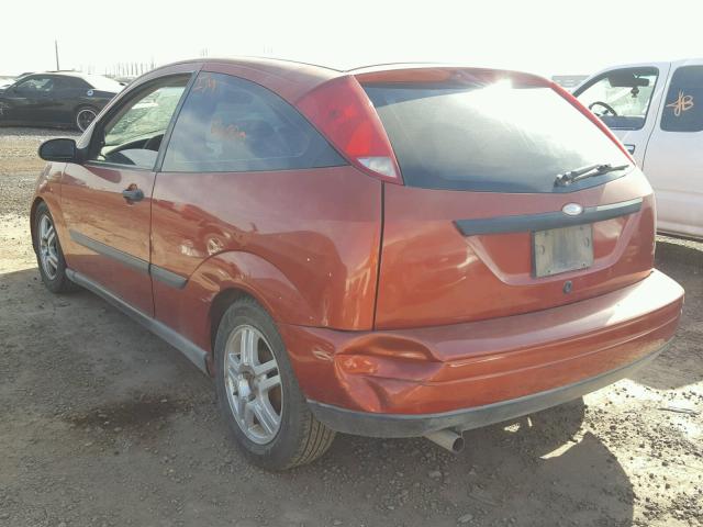 3FAFP3136YR238498 - 2000 FORD FOCUS ZX3 ORANGE photo 3