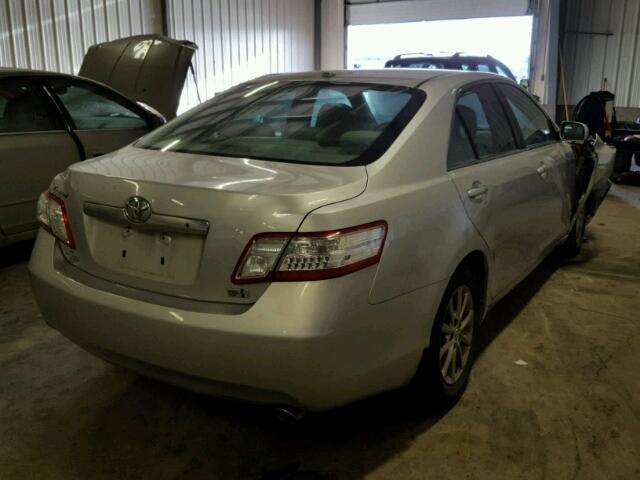 4T1BB3EK5BU126473 - 2011 TOYOTA CAMRY HYBR SILVER photo 4