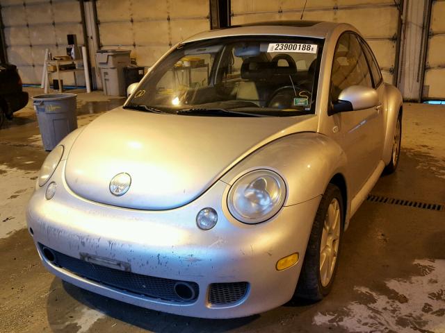 3VWFE21C22M428391 - 2002 VOLKSWAGEN NEW BEETLE SILVER photo 2