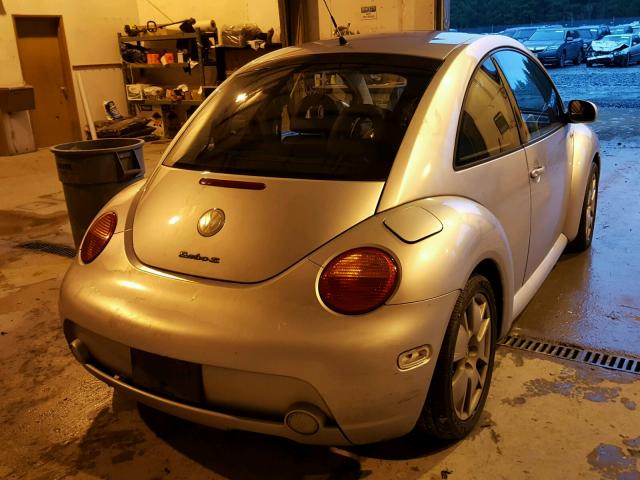 3VWFE21C22M428391 - 2002 VOLKSWAGEN NEW BEETLE 银色 照片 4
