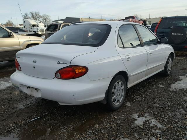 KMHJF25F2XU885330 - 1999 HYUNDAI ELANTRA BA WHITE photo 4