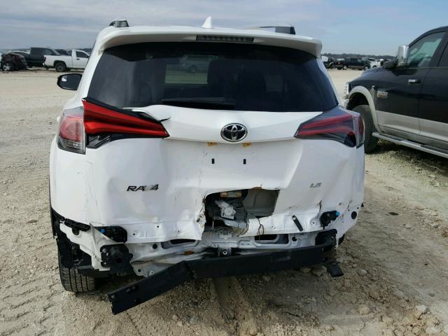 2T3ZFREV4GW240446 - 2016 TOYOTA RAV4 LE WHITE photo 9