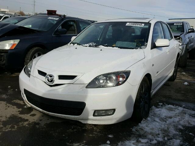 JM1BK343781840517 - 2008 MAZDA 3 HATCHBAC WHITE photo 2