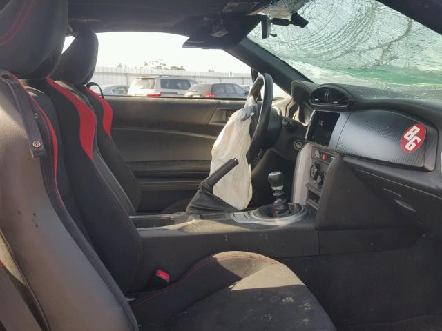 JF1ZNAA15D1723046 - 2013 TOYOTA SCION FR-S შავი ფოტო 5