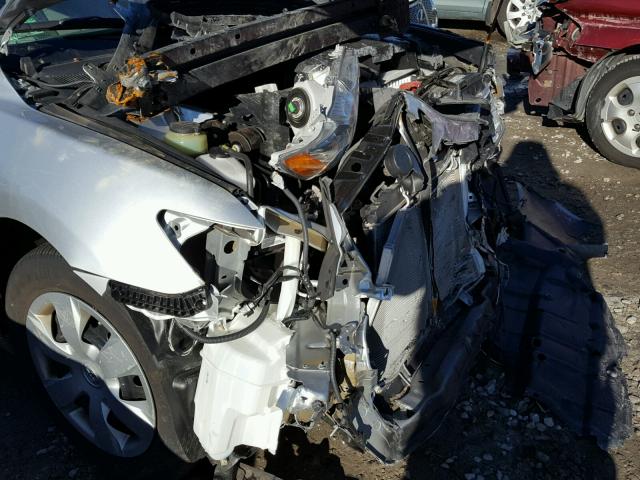 4T4BE46K69R130320 - 2009 TOYOTA CAMRY BASE GRAY photo 9