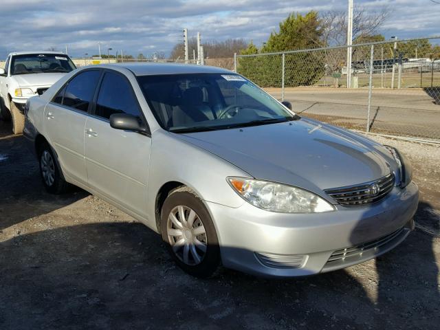 4T1BE32K46U742683 - 2006 TOYOTA CAMRY LE SILVER photo 1