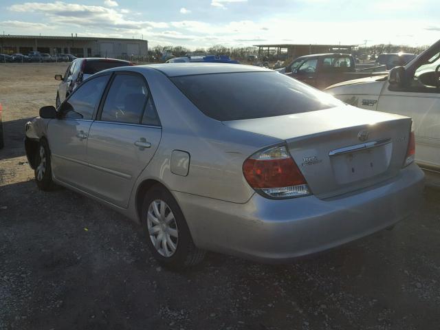 4T1BE32K46U742683 - 2006 TOYOTA CAMRY LE SILVER photo 3