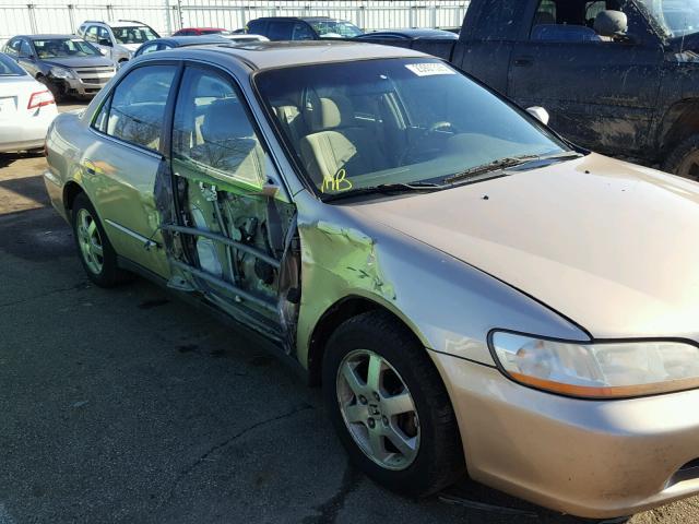 1HGCG5671YA045448 - 2000 HONDA ACCORD SE BEIGE photo 9