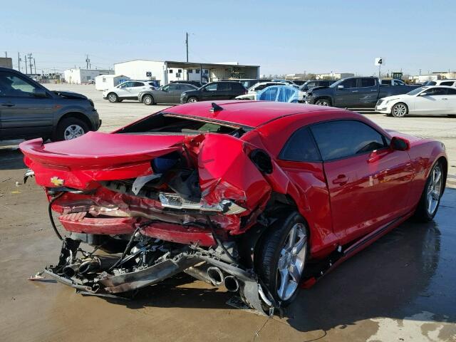 2G1FD1E33F9173963 - 2015 CHEVROLET CAMARO LT RED photo 4