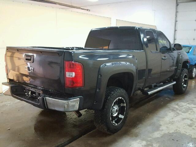 1GCEK19J28Z162589 - 2008 CHEVROLET SILVERADO BLACK photo 4