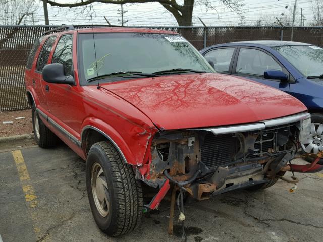 1GNDT13W4T2123590 - 1996 CHEVROLET BLAZER RED photo 1