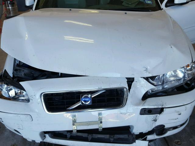 YV1RS592X92726480 - 2009 VOLVO S60 2.5T WHITE photo 7